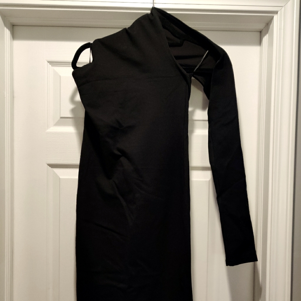 Alieva elegant body on dress